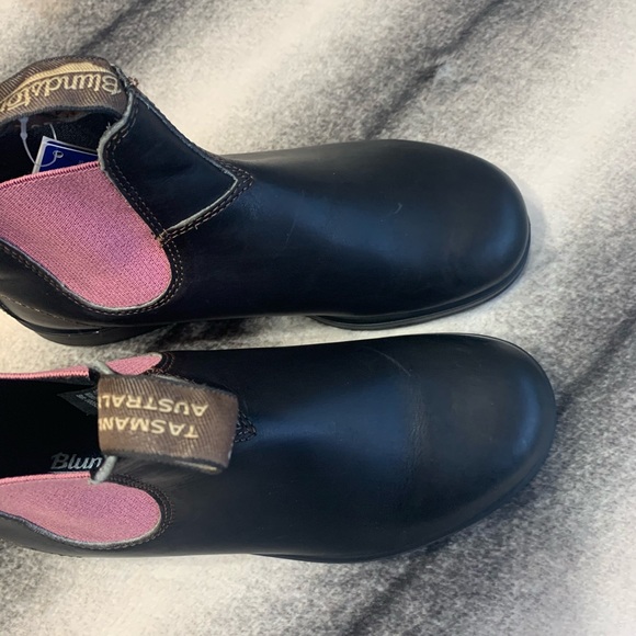{ Blundstone } 1377 Pale Pink Stout Brown Boots - Picture 8 of 13